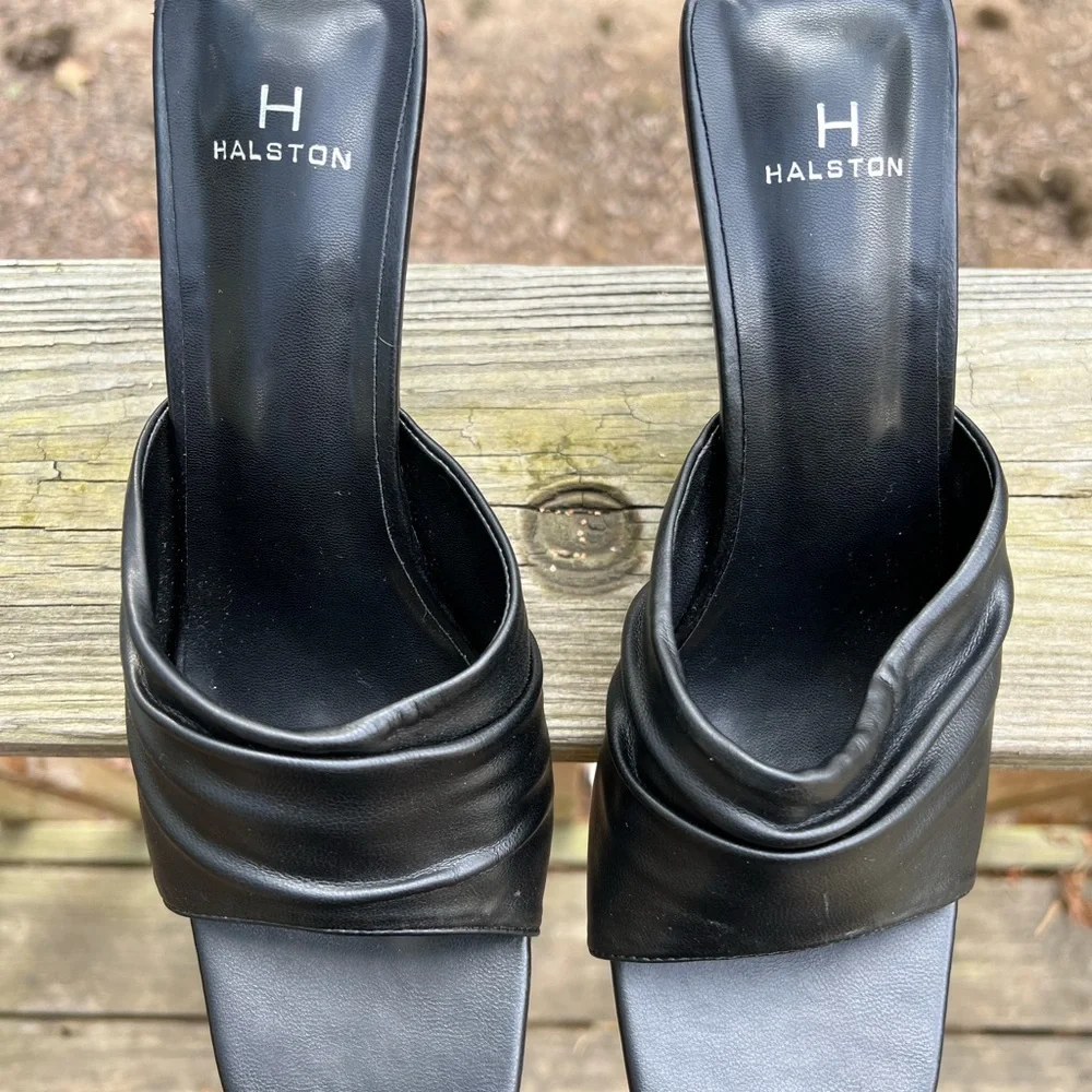 HALSTON Heritage Luanda Slip On Heel Women’s 8.5 NWT NEW